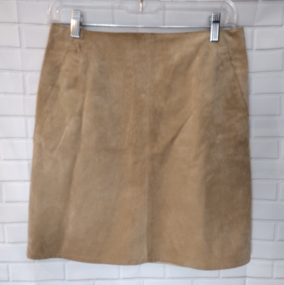 Banana Republic Vegan Suede Leather Skirt - Picture 2 of 14